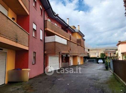 Casa bi/trifamiliare in residenziale in Via Don Bosco