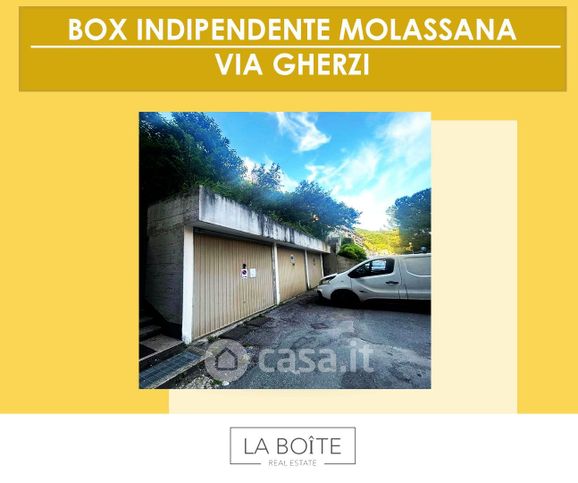Box/posto auto in residenziale in Via Luigi Gherzi