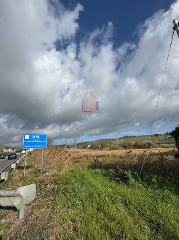 Terreno agricolo in commerciale in Viale Emilia