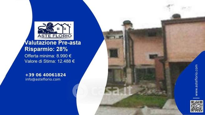 Box/posto auto in residenziale in Via Giacomo Matteotti 3