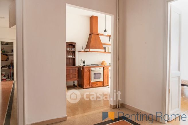 Appartamento in residenziale in Via Casoria 38