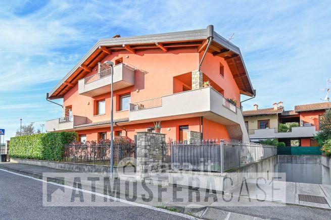 Villetta a schiera in residenziale in Via dei Cluniacensi 16