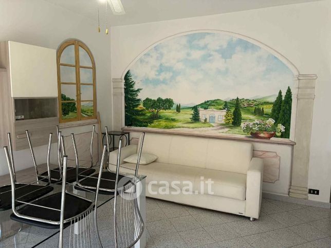 Appartamento in residenziale in Via Parini