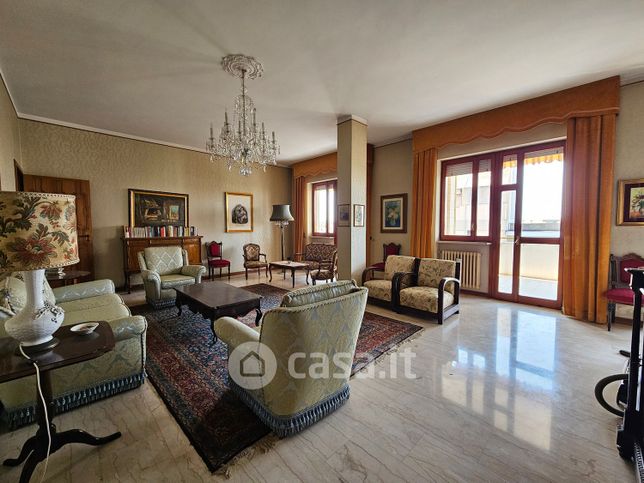 Appartamento in residenziale in Via Nazario Sauro 31