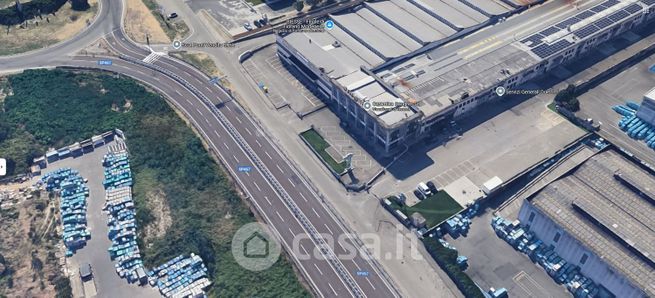 Ufficio in commerciale in Via Pedemontana