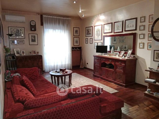 Appartamento in residenziale in Via Taranto 16