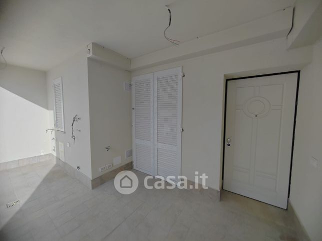 Appartamento in residenziale in Via Monte Cristallo