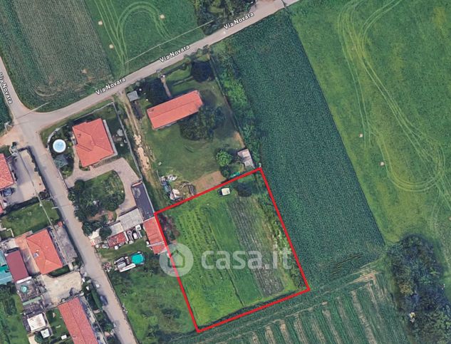 Terreno agricolo in commerciale in Via Novara