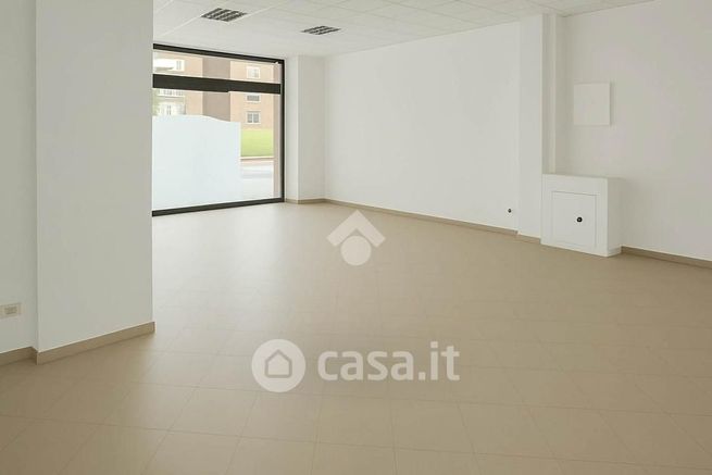 Ufficio in commerciale in Via Lorenzo Balicco 105