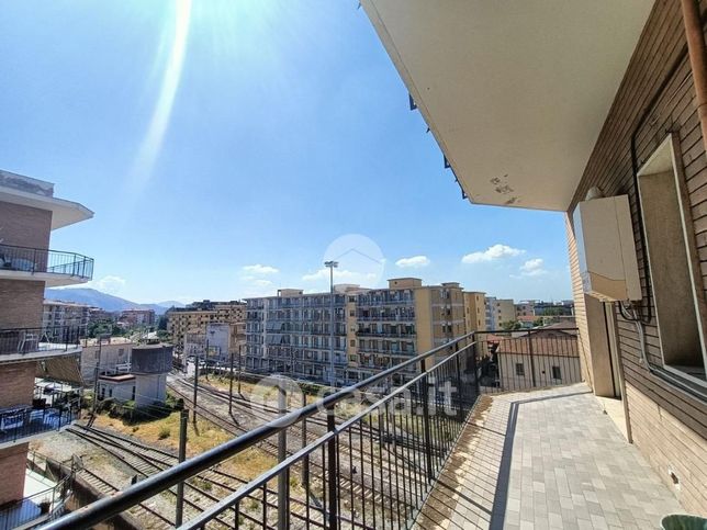 Appartamento in residenziale in Via Renato de Martino 14