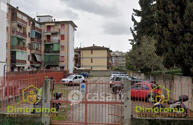 Garage/posto auto in residenziale in Via Cristoforo Colombo 49