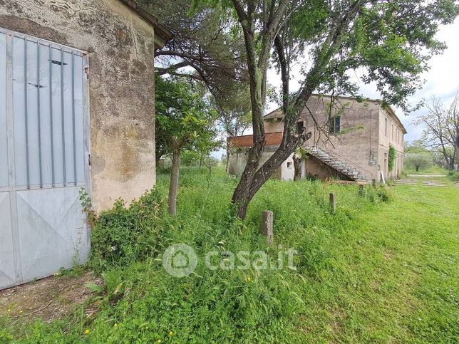 Rustico/casale in residenziale in 