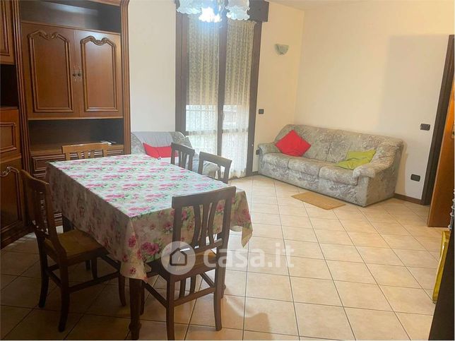 Appartamento in residenziale in Stradello Bastogi