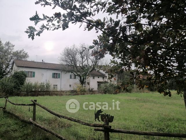 Villetta a schiera in residenziale in Via Pasturana