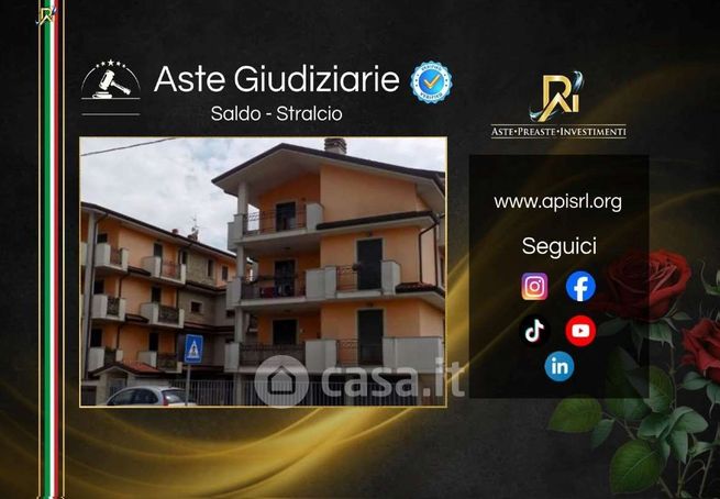 Appartamento in residenziale in Via Francesca Farra 42