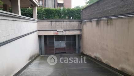 Box/posto auto in residenziale in Via John Fitzgerald Kennedy