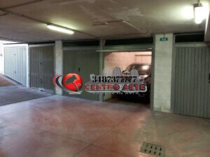 Garage/posto auto in residenziale in Via Giuseppe Berto