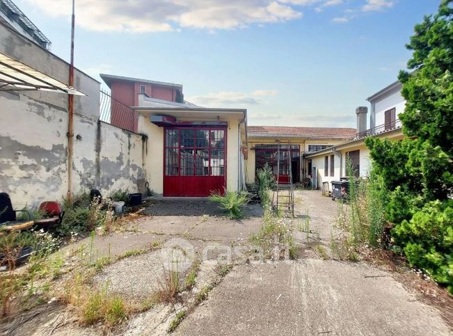 Capannone in commerciale in Via Milazzo 30