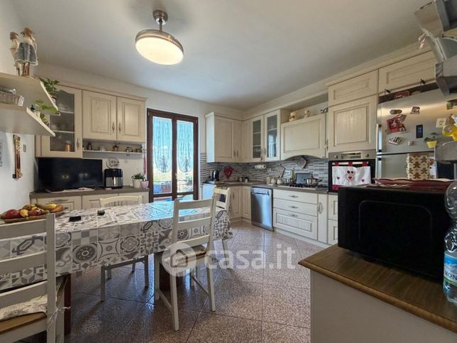 Appartamento in residenziale in Via Mozza per le Risaie