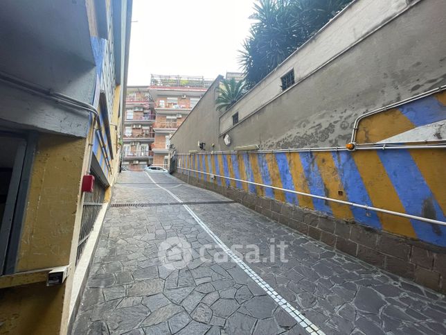 Garage/posto auto in residenziale in Via di Villa Lauricella 26