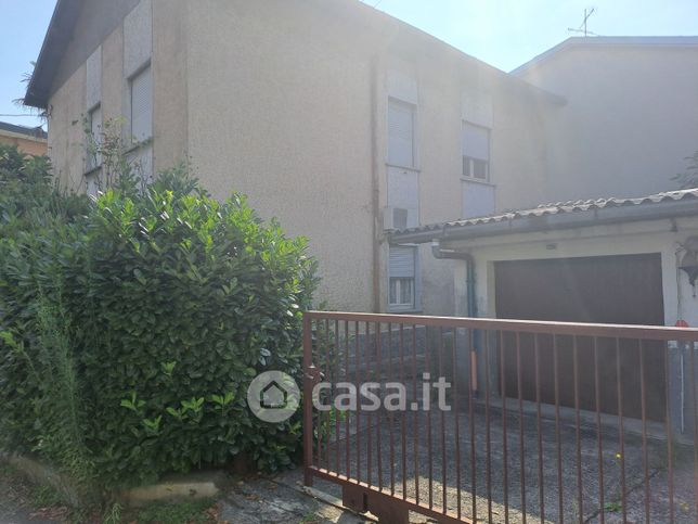 Casa indipendente in residenziale in Via Salvo D'Acquisto 4