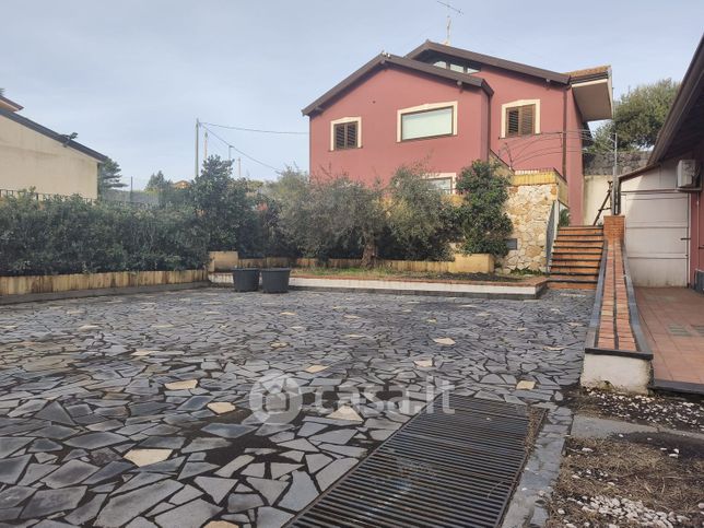 Villa in residenziale in Via Vaccarini