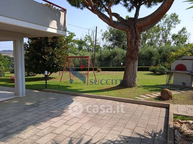 Villa in residenziale in Via del Vecchio Forte 39