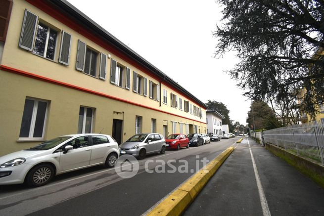 Appartamento in residenziale in Via F. Valcamonica 2-24