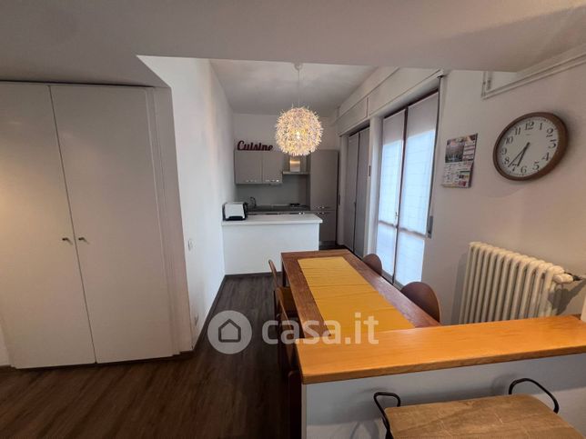 Appartamento in residenziale in Largo IV Novembre 3