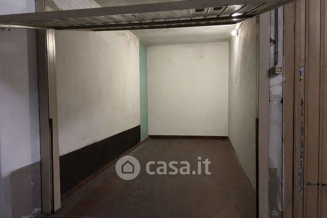 Box/posto auto in residenziale in Via Nizza 135