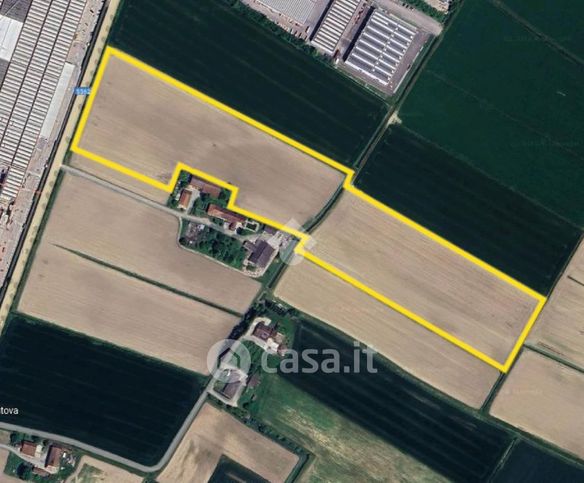 Terreno agricolo in commerciale in Via Cisa 2578