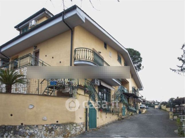 Villetta a schiera in residenziale in Via Tito Livio