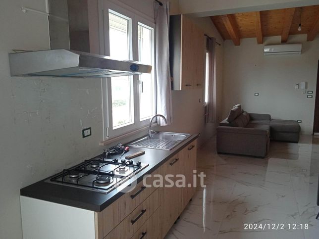 Casa indipendente in residenziale in Viale Cannatello