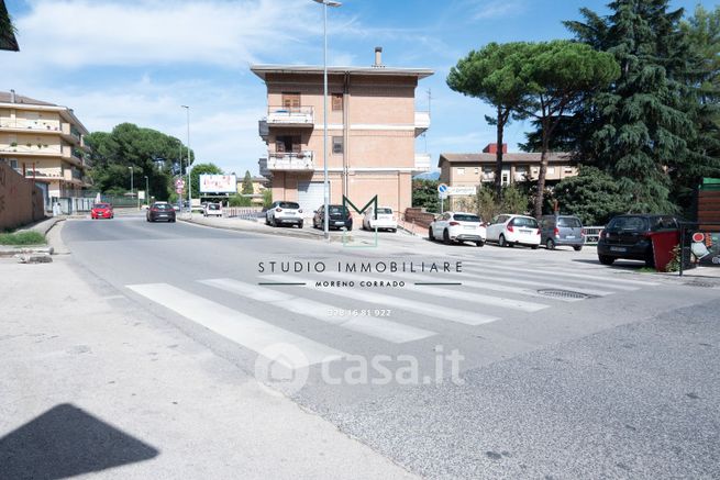 Garage/posto auto in residenziale in Via Antonio Annarumma 64