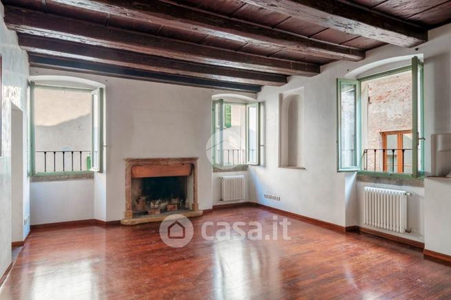 Appartamento in residenziale in Via Confettora 41