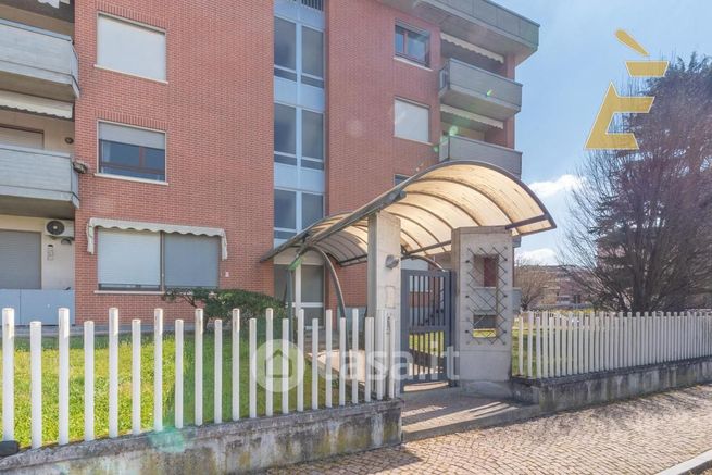 Appartamento in residenziale in Circonvallazione Ovest 27