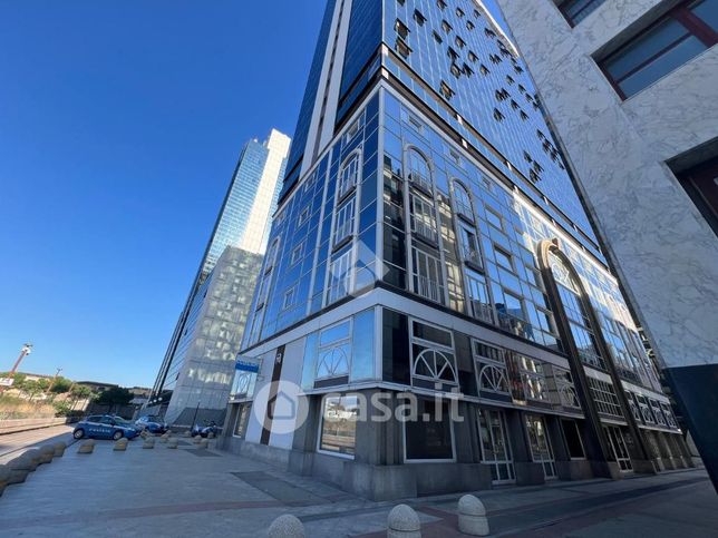 Ufficio in commerciale in Piazza Pietro Nenni