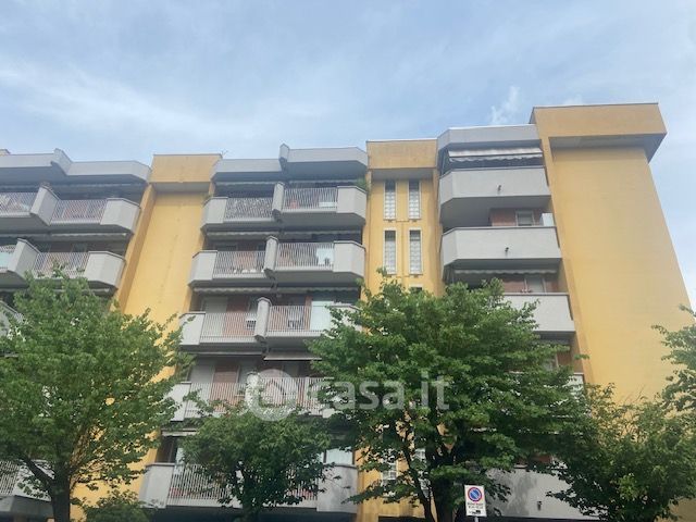 Appartamento in residenziale in Via Luciano Manara 7