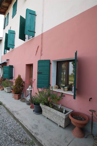 Rustico/casale in residenziale in 