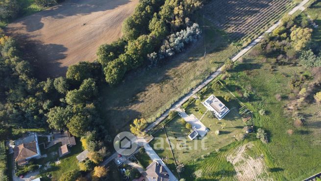 Terreno agricolo in commerciale in Via Fossarella 390