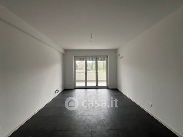 Appartamento in residenziale in Via Alba de Cespedes 116