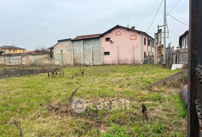 Terreno edificabile in residenziale in Via Giacomo Matteotti