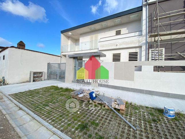 Casa bi/trifamiliare in residenziale in Via Arco Sant'Antonio 145