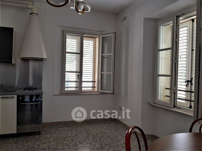 Appartamento in residenziale in Via Colombarone