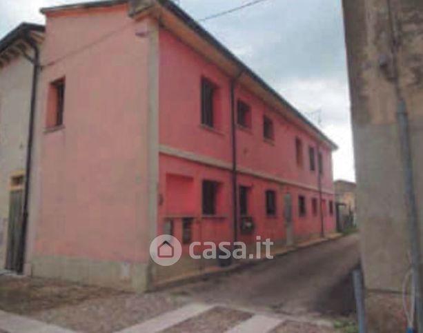 Casa indipendente in residenziale in Via Messedaglia 275