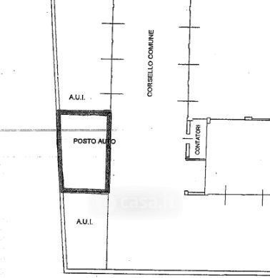 Box/posto auto in residenziale in Via Salmoiraghi 23