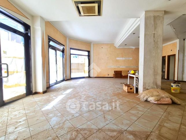 Box/posto auto in residenziale in Strada Statale Fiorentina 653