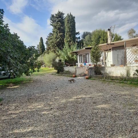 Casa indipendente in residenziale in Via Dei Lilium