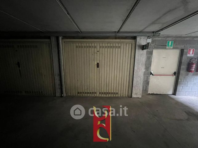 Box/posto auto in residenziale in Via Monte Cristallo