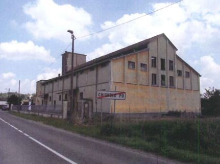 Capannone in commerciale in Via Stazione 1